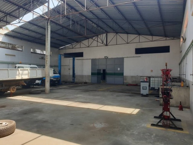 A Venda Estação de serviço e oficina - Samba.
