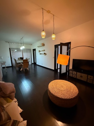 A Venda Apartamento T1 mobilado no condomínio Imbondeiro Palace - Talatona