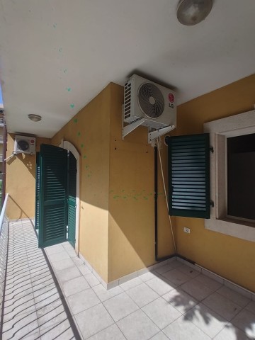 A Venda Apartamento T3, no Condomínio Interland - Morro Bento.