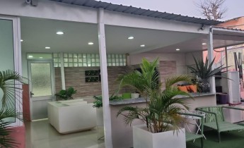Comprar Vivenda V3 com anexo, na Ilha de Luanda.