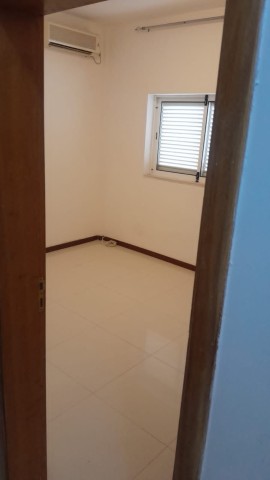 A Venda Apartamento T3+1, no Condomínio Vale dos Pássaros, Talatona.
