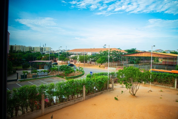 A Venda Apartamento T3 na Urbanização Nova Vida, Golf 2.