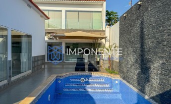 Luxuosa vivenda V4, com anexo e piscina, no Lar do Patriota, Benfica.