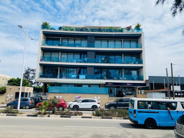 A Venda Luxuoso apartamento T3 vista ao mar, no Edifício Dinette na Ilha de Luanda.