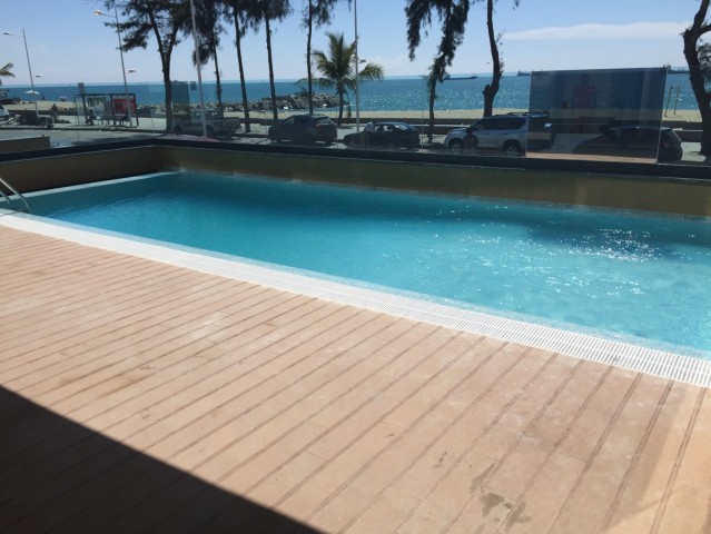 A Venda Luxuoso apartamento T3 vista ao mar, no Edifício Dinette na Ilha de Luanda.