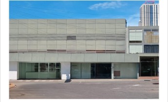 Anúncio Edifício Comercial e residencial (1.º Andar), nas Ingombotas.
