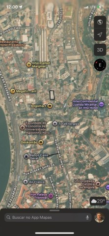 A Venda Edifício Comercial e residencial (1.º Andar), nas Ingombotas.