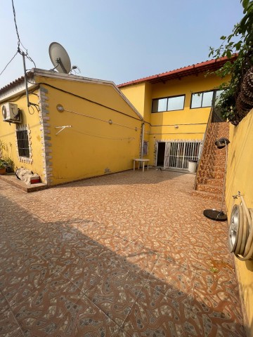 A Venda Vivenda V5, no Camama 1, no projeto habitacional Sonho da Casa Própria.