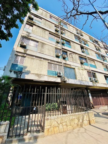 A Venda Apartamento T2+1 na Sagrada Família - Perto do Hotel Loanda.
