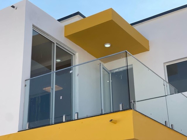 A Venda Vivenda V3 duplex, no Condomínio Orlando - Kilamba.