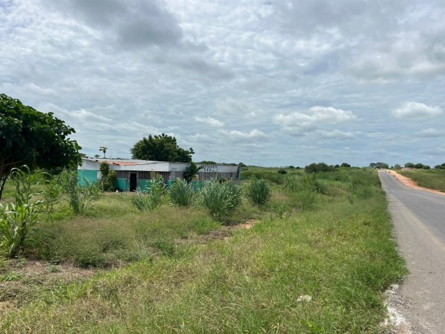 A Venda Terreno de 4 hectares, em Catete, Icolo e Bengo.