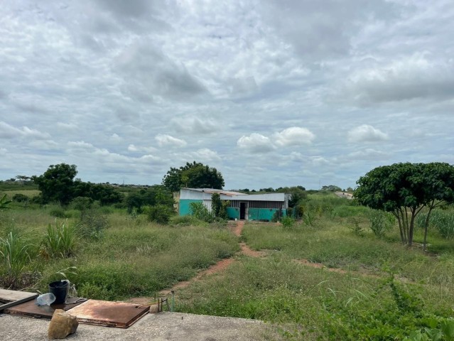 A Venda Terreno de 4 hectares, em Catete, Icolo e Bengo.