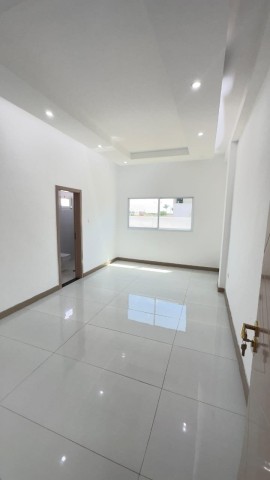 A Venda Vivenda V3, mobilada, no Condomínio Hozana Residence, Kilamba.