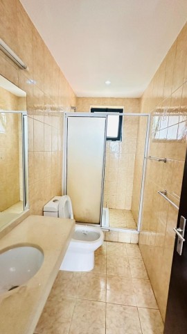 A Venda Vivenda V3 duplex, no condomínio Vila Sol, Talatona.
