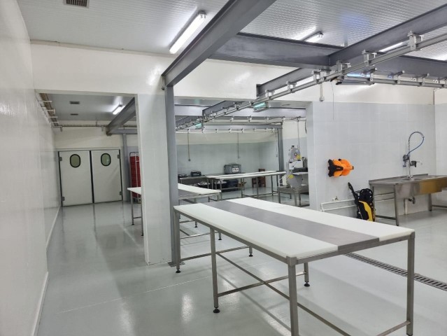 A Venda Fabrica de carne, em Viana, Viana Park.
