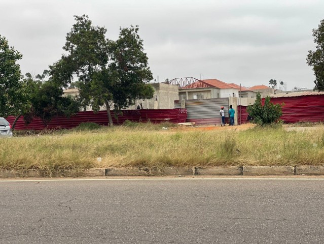 A Venda Moradia T3 tosca no Kilamba, Belas.