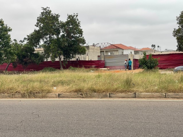 A Venda Moradia T3 tosca no Kilamba, Belas.