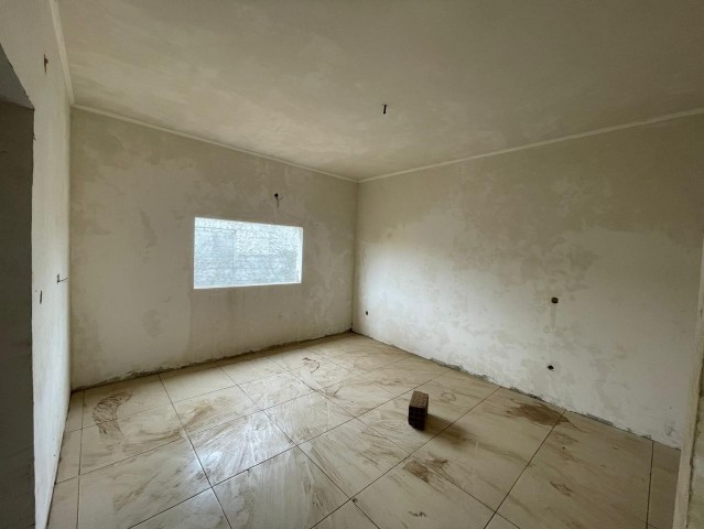 A Venda Vivenda V3 tosca com anexo, no Parque Residencial Esperança, Via Expressa.