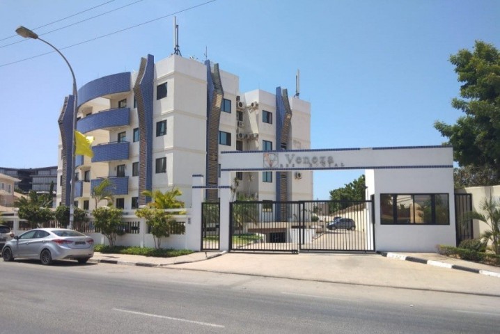 A Venda Apartamento T3 Veneza Talatona