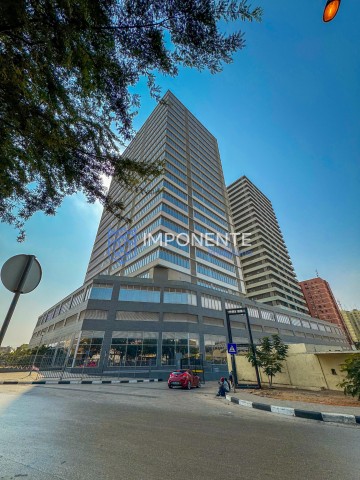A Venda Luxuoso apartamento T2, nas Torres da Cidadela, Avenida Nelitos Soares.