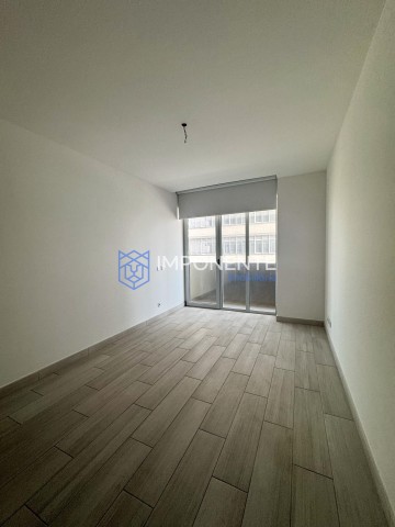 A Venda Luxuoso apartamento T2, nas Torres da Cidadela, Avenida Nelitos Soares.