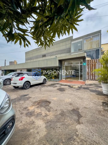 A Venda Edifício Comercial nas Ingombotas;