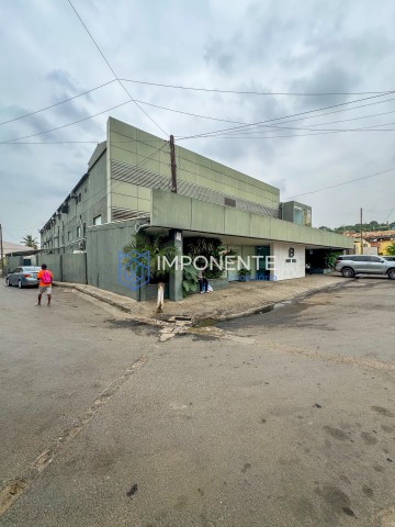 A Venda Edifício Comercial nas Ingombotas