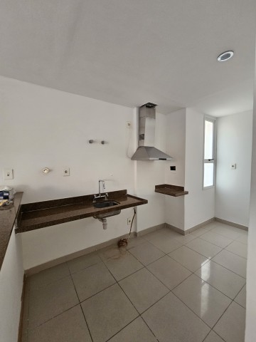 A Venda Apartamento T1, no Belas Business Park, Talatona.