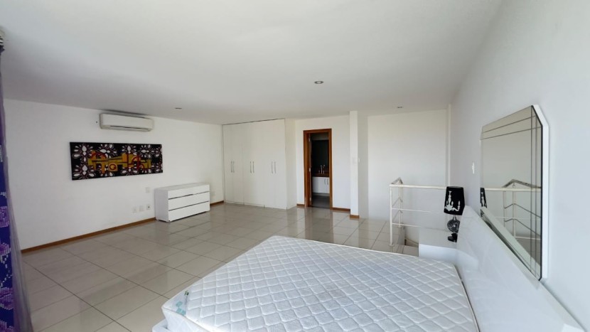 A Venda Apartamento T1 duplex, mobiliado, condomínio Belas Business Park, Talatona.