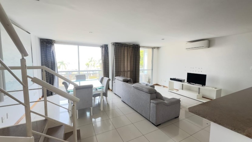 A Venda Apartamento T1 duplex, mobiliado, condomínio Belas Business Park, Talatona.