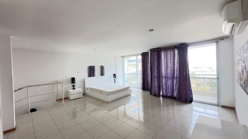 A Venda Apartamento T1 duplex, mobiliado, condomínio Belas Business Park, Talatona.