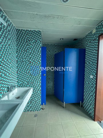 A Venda Escritório de 650m², na Torre BAI, Maianga.