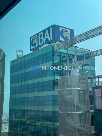 A Venda Escritório de 650m², na Torre BAI, Maianga.