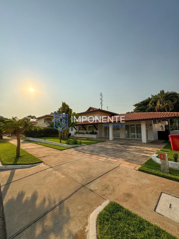 A Venda Vivenda V3 com piscina, parcialmente mobiliada, no condomínio Atlântico Sul, Talatona.