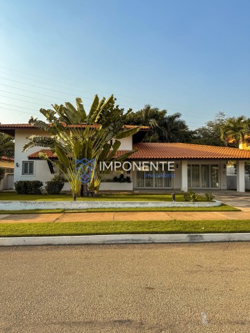 A Venda Vivenda V3 com piscina, parcialmente mobiliada, no condomínio Atlântico Sul, Talatona.