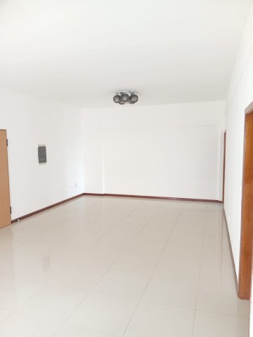 A Venda Apartamento de tipologia T3 a venda
