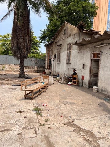 A Venda Terreno de 804m², na zona alta da cidade e de Luanda.
