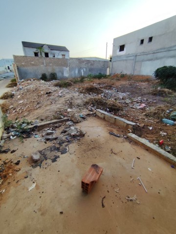 A Venda Terreno de 410m², no Patriota, lado oposto da Clínica Morales