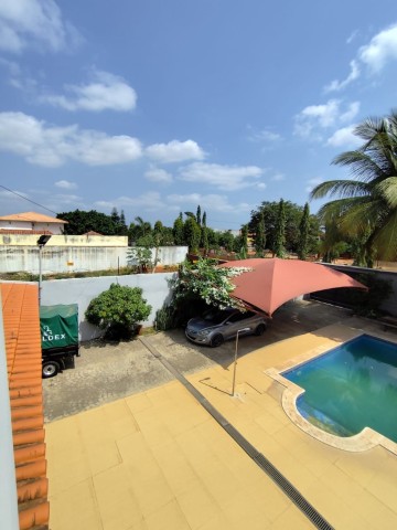 A Venda Vivenda V4 com piscina e anexo, Via Expressa, Rua do Supermercado CB.