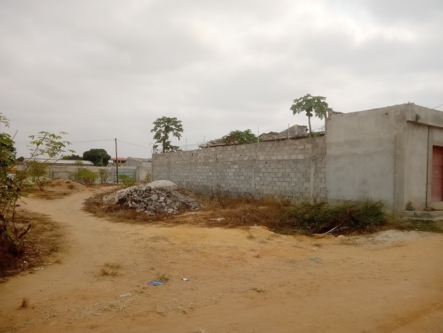A Venda TERRENO 12/20