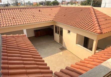 Anúncio Vivenda V5 com anexo, no Condomínio Vila Israel, Via Expressa.