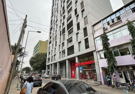 Anúncio Apartamento T2 no Edifício Platinium, Ingombotas.