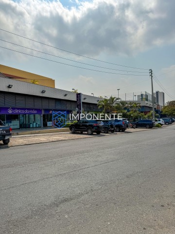 A Venda Empreendimento multiuso, no Condomínio Conchas de Talatona