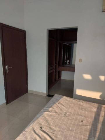A Venda Vivenda V3, no Condomínio Hortência Village, Luanda sul, Viana.