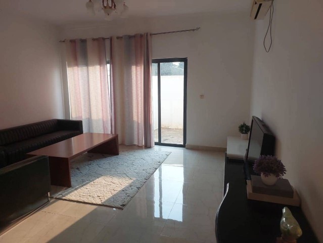 A Venda Vivenda V3, no Condomínio Hortência Village, Luanda sul, Viana.