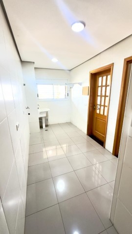 A Venda Apartamento T3+1, no Condomínio Atelier dos sonhos, Talatona.
