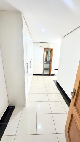 A Venda Apartamento T3+1, no Condomínio Atelier dos sonhos, Talatona.
