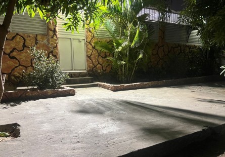 Anúncio Moradia T3, nas Casas Verdes, Sapu, por detrás do Ulengo Center