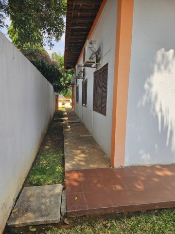 A Venda Vivenda V3 com anexo, Condomínio Mirantes de Talatona, Talatona.