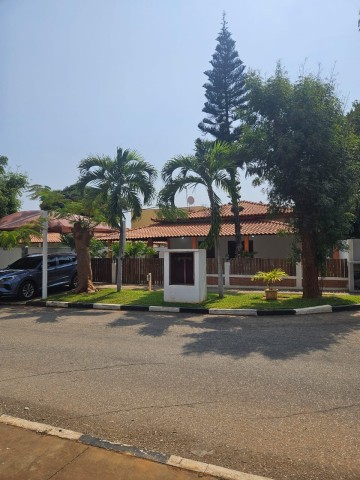 A Venda Vivenda V3 com anexo, Condomínio Mirantes de Talatona, Talatona.